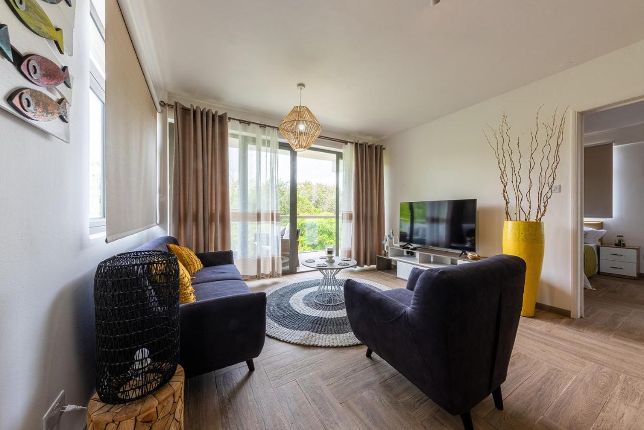 373 Wolmar Cosy And Modern Apartment- 200 Metres From The Beach And Supermarkets And Just Next To Domaine De Wolmar With Views Of Deers And Green Natural Park Flic en Flac Exterior foto